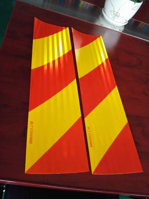 Acrylic Rear Reflective Plate Sticks Heavy Vehicle For Rear Reflective Marker Board